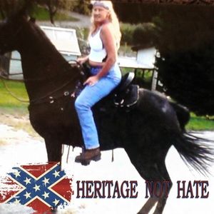 Meet your Posher, Paula